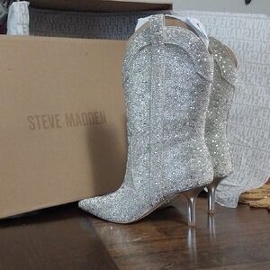 Steve Madden Silver Heeled Boots with Glitter Finish